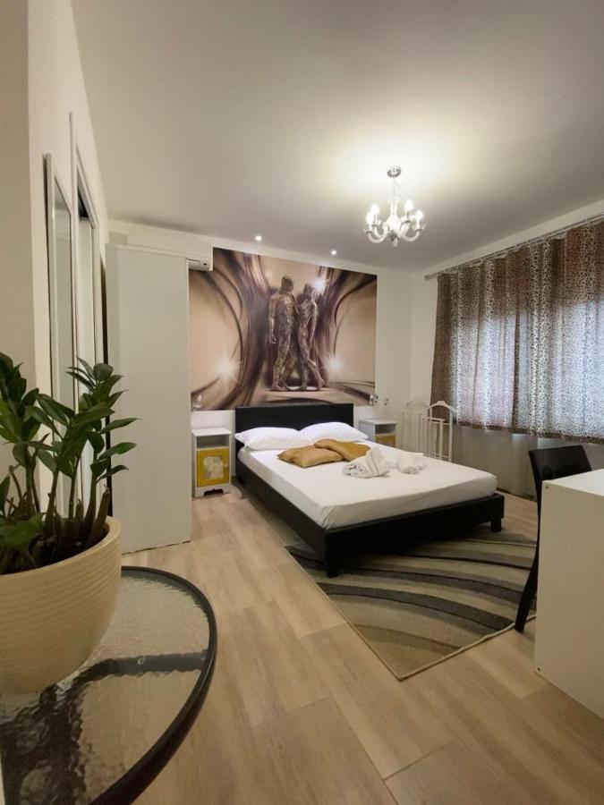 Quarto Duplo